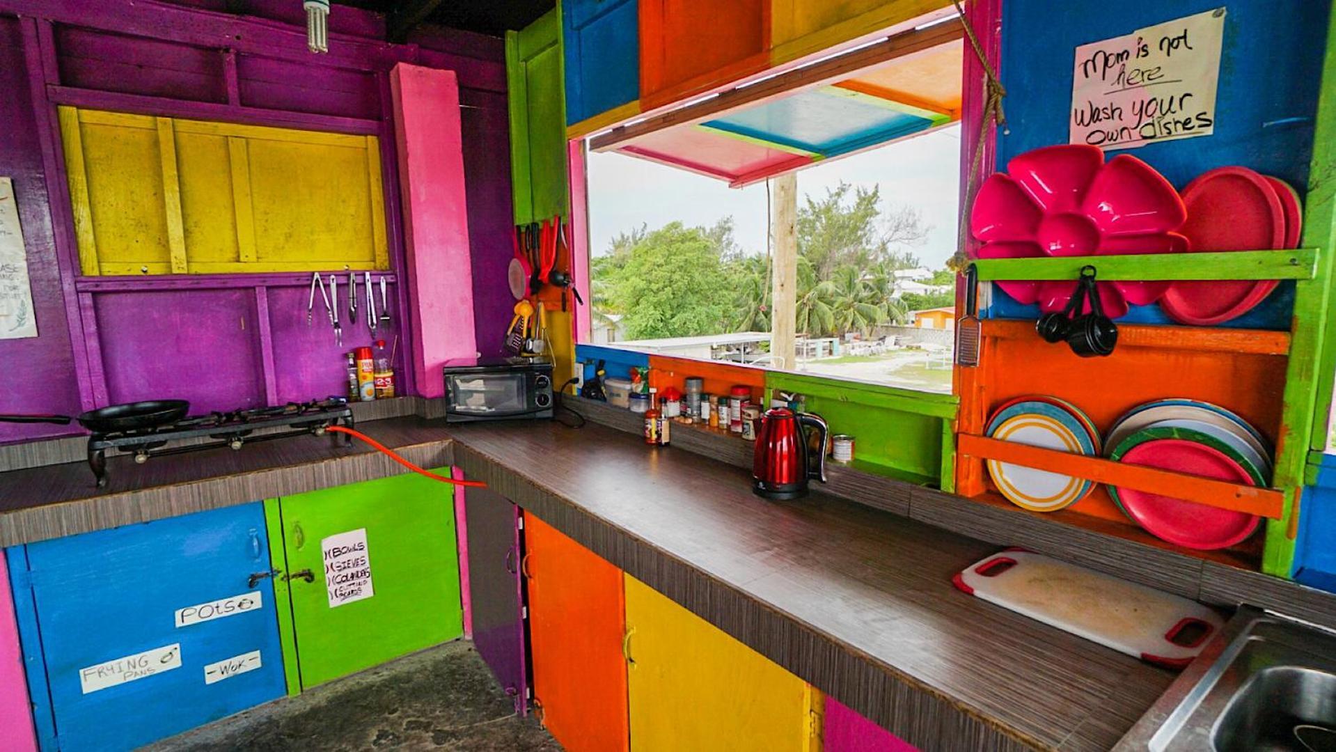 Albergue Travellers Palm Backpackers Cayo Caulker Exterior foto